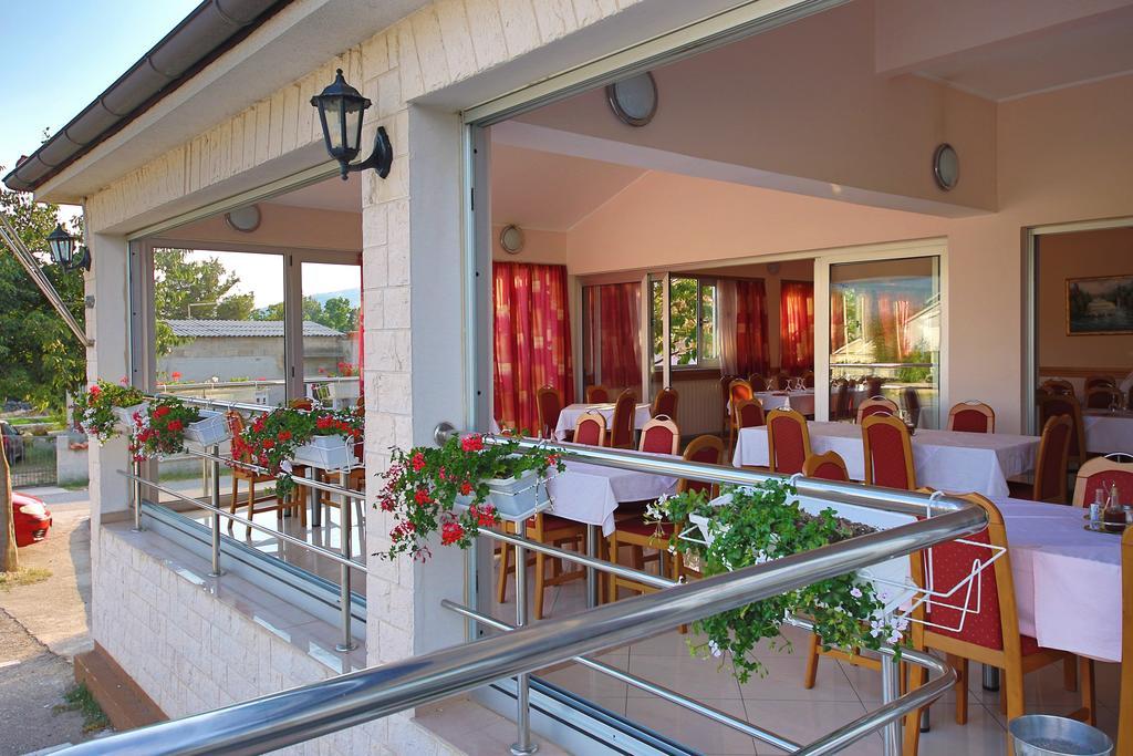 Guest Accommodation Slapovi Krke Lozovac Kültér fotó
