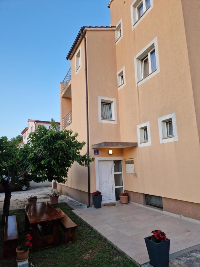 Guest Accommodation Slapovi Krke Lozovac Kültér fotó
