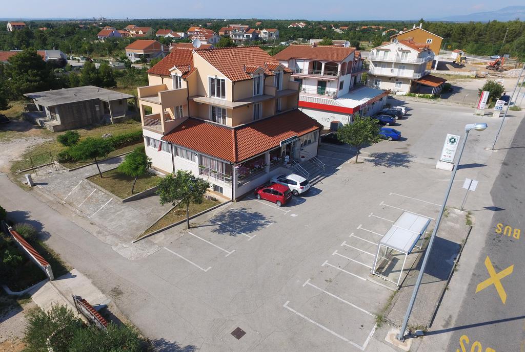 Guest Accommodation Slapovi Krke Lozovac Kültér fotó