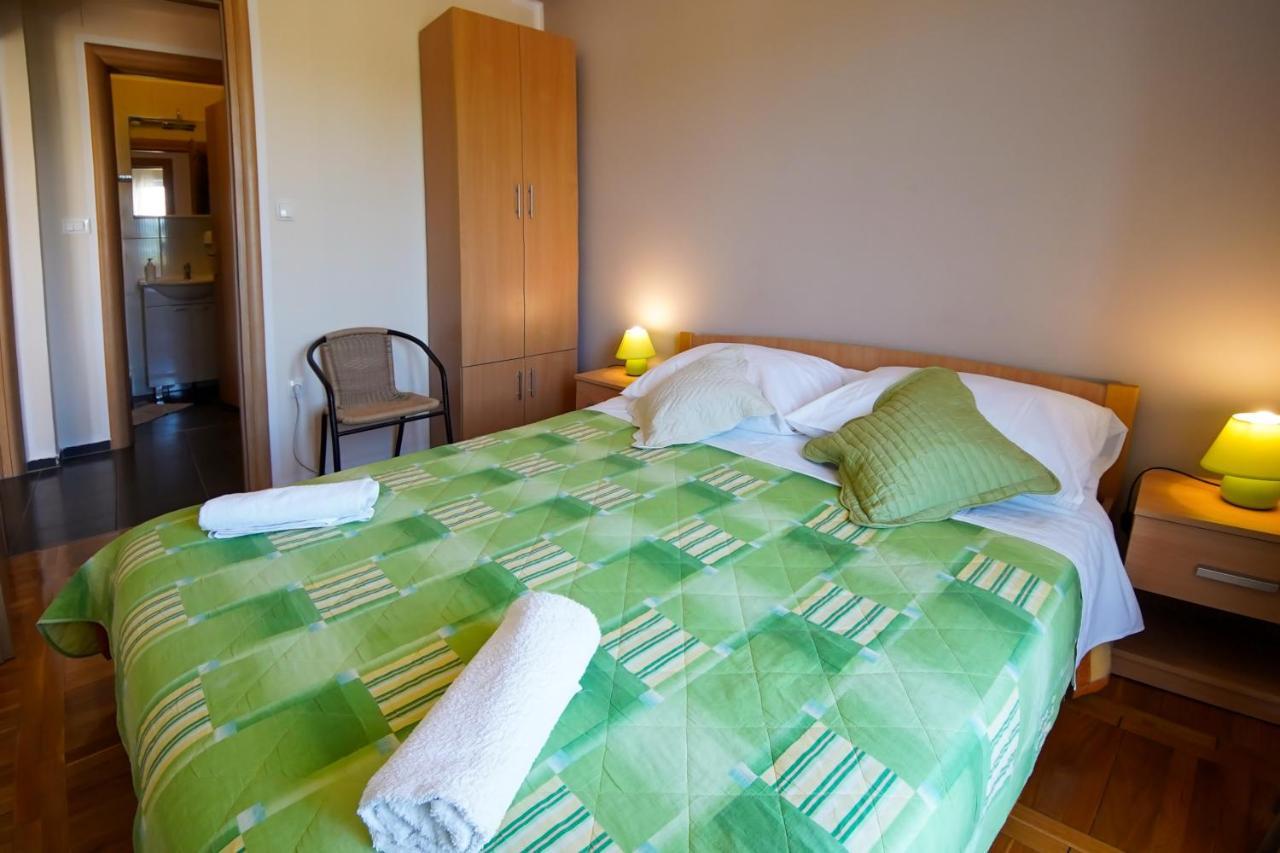 Guest Accommodation Slapovi Krke Lozovac Kültér fotó
